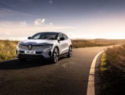 Renault Megane E-Tech: Fitur Lebih, Harga Lebih Terjangkau