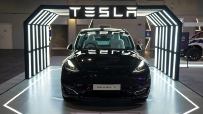 Pegawai Tesla China Mendaftar di Program Beta FSD? Foto Layar Menunjukkan Persetujuan Mendatang dari Beijing – Tesla (NASDAQ: TSLA)