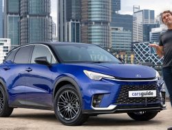 Ulasan Lexus LBX Hybrid 2024 – Pesaing Audi Q2 yang Baru! Apa yang Menarik dari Mini Aceman SUV Electric?