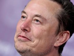 Ingin Tahu Lebih Jauh? Para pemegang saham Tesla didorong untuk menolak paket gaji Elon Musk senilai $56 miliar