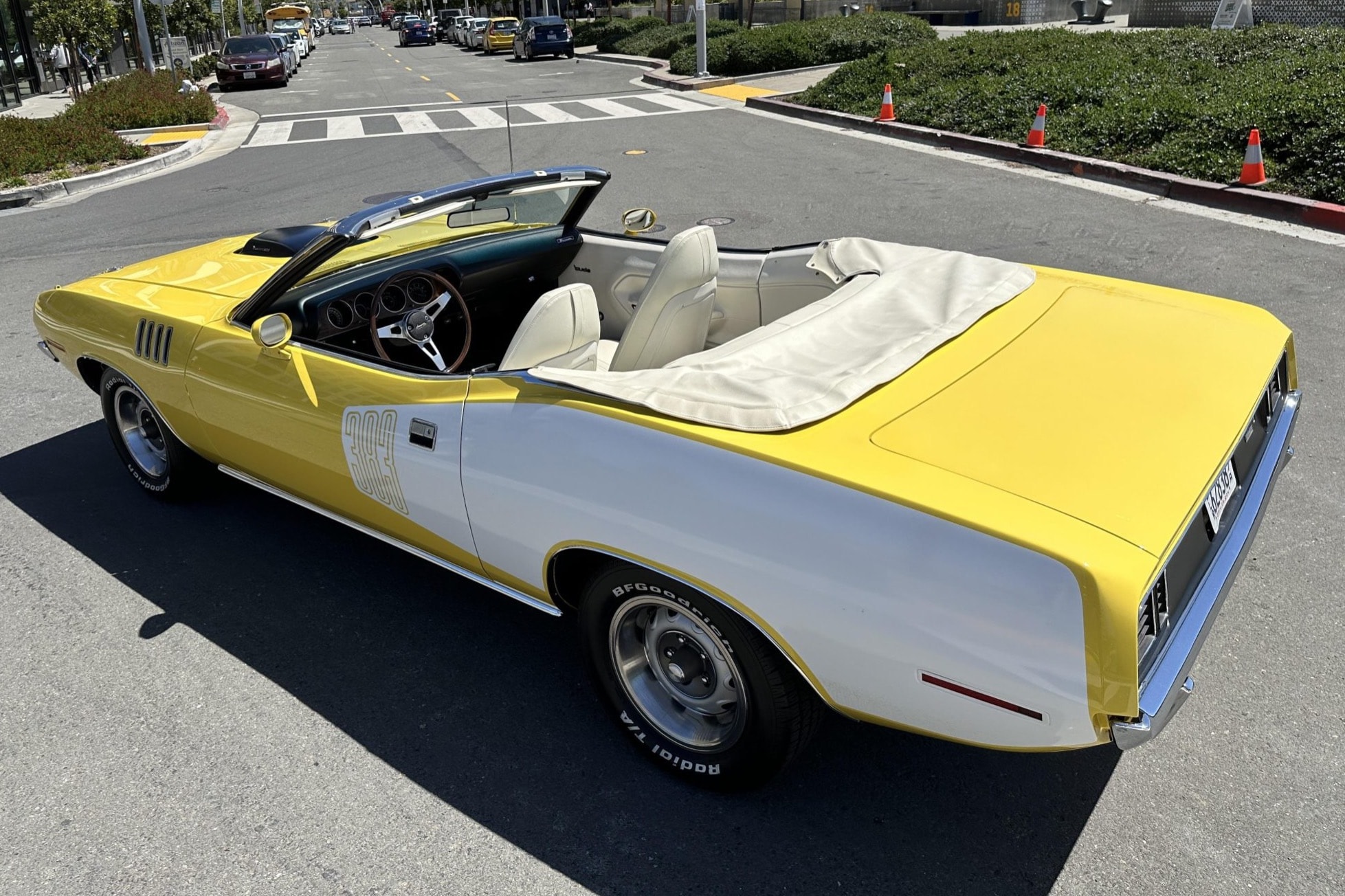 lemon twist 1971 plymouth cuda has one feature that makes it super rare 233824 1.jpeg