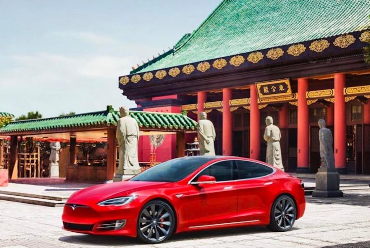 red tesla model s china 1024x668 1 e1716316112927.jpg