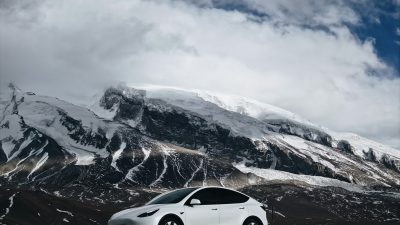 Mendominasi Statistik Penjualan Mobil Listrik di China, Tesla Model Y Puncaki Penjualan First-Half