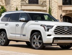 SUV Toyota Terbesar – Apa yang Dikatakan Kelley Blue Book?