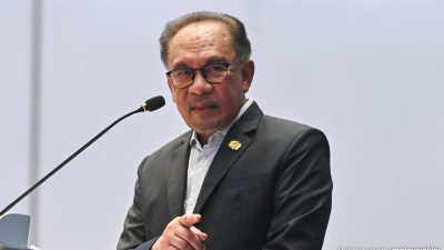 Anwar Membantah Penghapusan Subsidi Diesel: Apa yang Sebenarnya Terjadi?