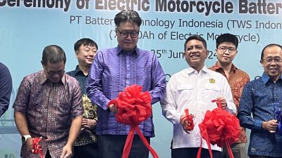 Pemerintah Buka Pabrik Baterai EV Untuk Didorong Konversi Sepeda Motor, Apa Dampaknya?