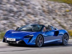 Mampukah McLaren Artura Spider mencapai keunggulan atasnya?