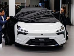 Polestar 4 Mengincar Porsche Macan Listrik: Siapa yang akan Menang?