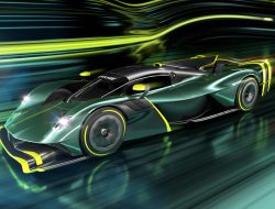 Saksikan THE STIG Menggeber Aston Martin Valkyrie AMR Pro