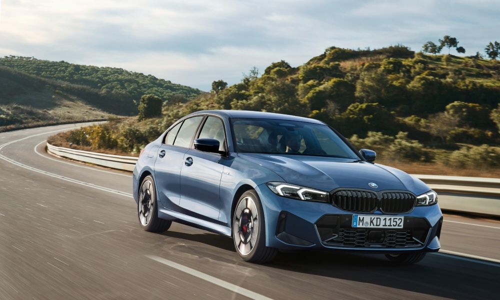 2025 BMW 3 Series Debuts With Updated Tech, Mild Hybrid Engines