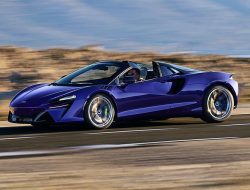 Super Car Misterius: McLaren Si Menguasai Teknologi Tersembunyi