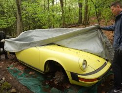 Transformasi Menakjubkan: Porsche 911 Targa 1978 Abandoned Berubah Jadi Mengagumkan Setelah Dicuci Pertama Kalinya dalam 20 Tahun