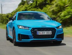 Ulasan Audi TT Final Edition 2024: Melejitkan Keunikan Mesin dan Fiturnya