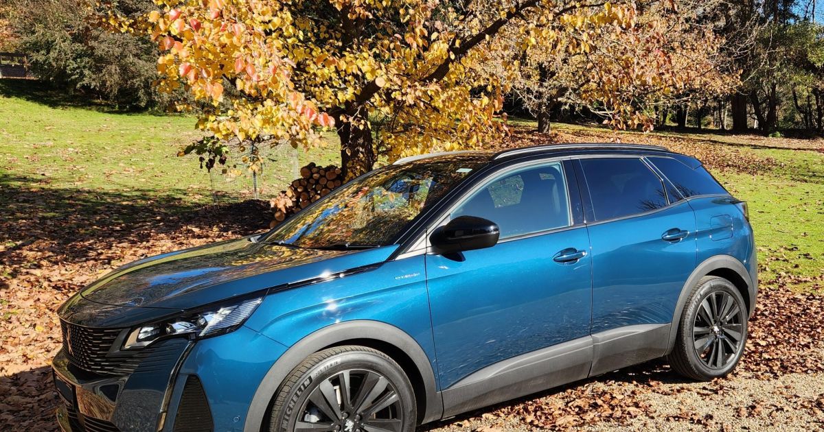 2022 Peugeot 3008 GT SPORT AWD PHEV owner review