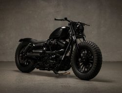 Penasaran? Bobber Kustom Harley-Davidson Dyna yang Menyeramkan ini Bisa Bikin Anda Begadang!