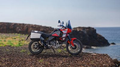 ducati desertx raises shields to boldy go where no adventure bike has gone before 236120 1.jpg