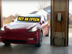 Terkejut! Pemilik Tesla Model 3 Baru Pertama Kali Mencoba dan Tidak Bisa Mengisi Daya di Rumah