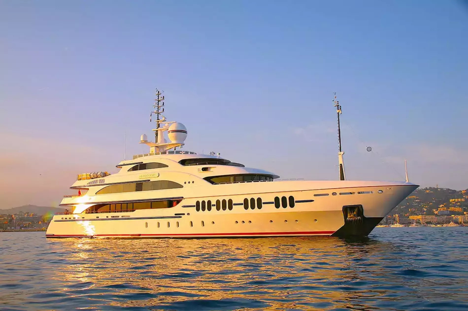 hong kong mogul parts with his spectacular custom superyacht after 18 years 235247 1.jpg