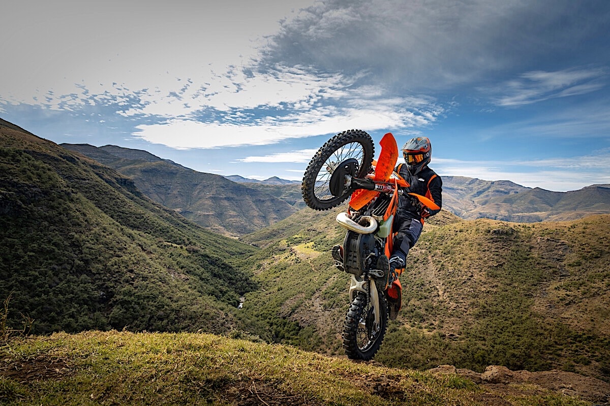 long gone ktm junior enduro bike makes a comeback in the refreshed 2025 exc lineup 235707 1.jpg