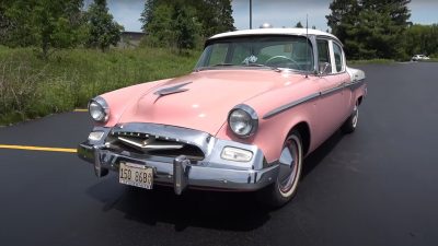 Penasaran dengan Keistimewaan Studebaker Commander Regal Pink 1955 yang Menakjubkan dan Rendah Kilometer?