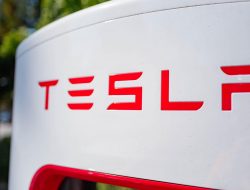 Misteri Kenaikan Saham Tesla: Meningkat $45 Miliar dalam Sekejap!