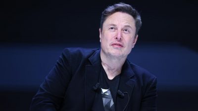 Siapa Yang Akan Menggeser Elon Musk Sebagai Miliarder Terbesar di 2024? Tunggu hingga Bonus Besar Manufaktur Teknologi tersebut!