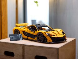 Bangun Mobil Impianmu: LEGO Technic McLaren P1 dalam 3,893 Potongan