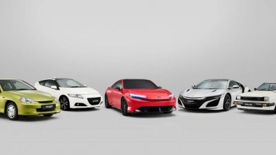 Honda marks 25 years of hybrid success (from left) the Insight, CRZ, Prelude Concept, NSX, and first-generation Prelude.