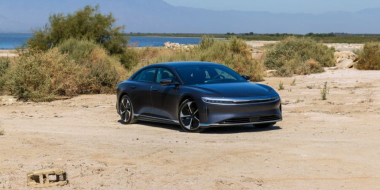 lucid air pure 1 of 25 760x380.jpg