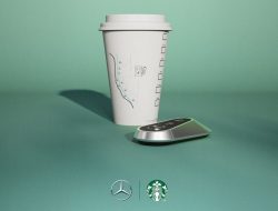 Penyulut Kekuatan Tinggi Mercedes-Benz Menyasar Starbucks dengan Cepat!