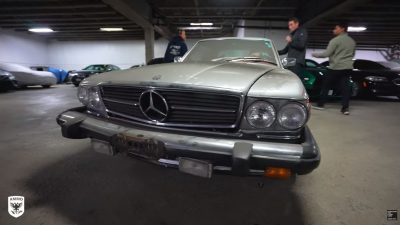 Momen Spesial: Mercedes-Benz SLC 1978 Bersihkan Diri Setelah 16 Tahun!