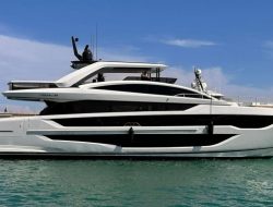 Menjelajahi Lautan dengan Megahnya: Kapal Yacht Baru Pearl yang Seperti Triplex Mewah