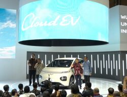 Wuling Mengungkap Tampilan Mistis Cloud EV di IIMS 2024!