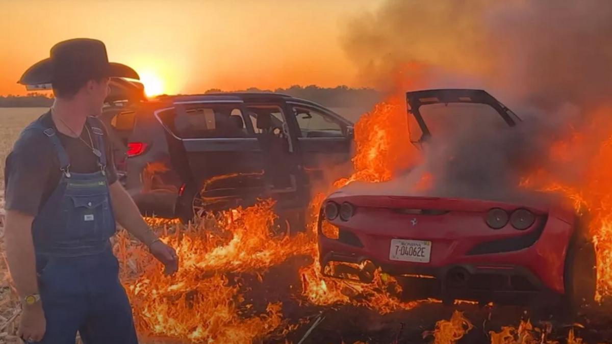 YouTuber Burns His Ferrari