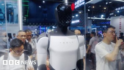 Elon Musk Ungkap Rencana Tesla Menggunakan Robot Manusia pada Tahun Depan