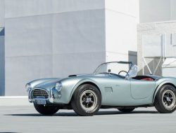 Ada yang Baru di Lelang! 1964 Shelby 289 Cobra ‘Pemikat Ular’ Segera Dilelang