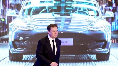 Perang Saham Tesla atas Permintaan Biaya Hukum $7 Miliar dalam Kasus Gaji Musk: Apa yang Terjadi?