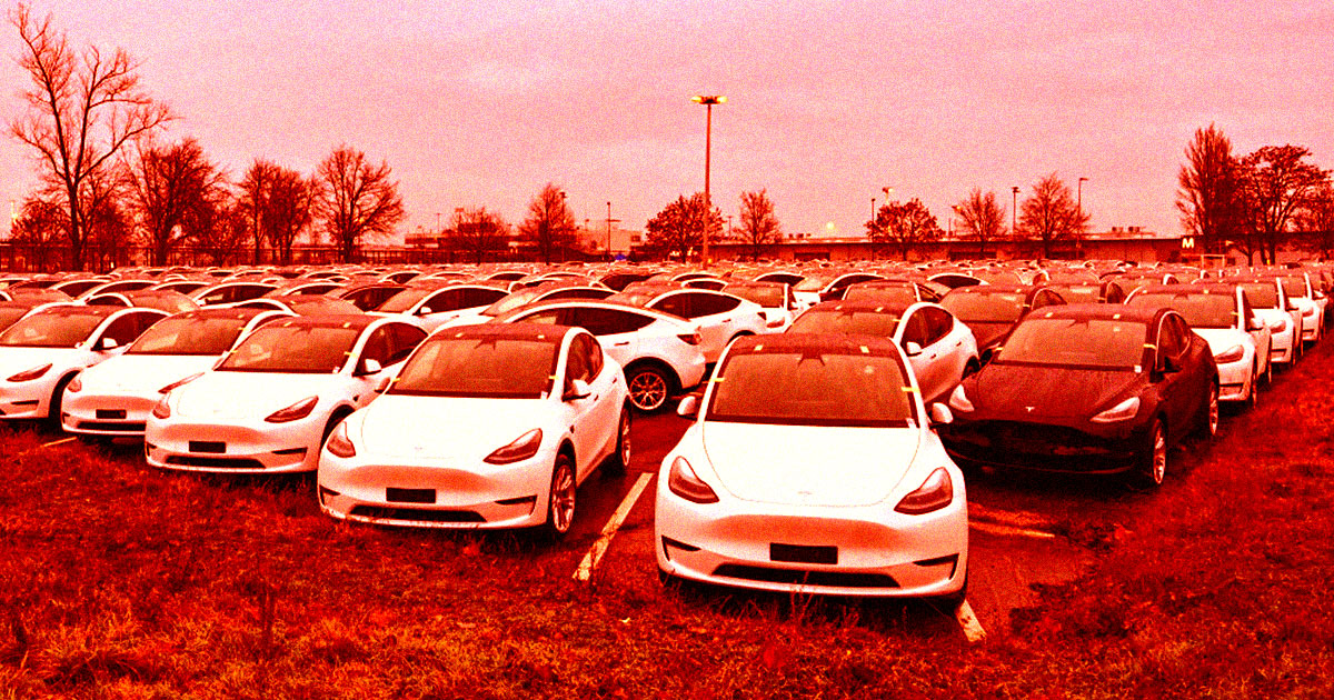 tesla market share electric cars collapsing.jpg