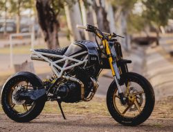 Keajaiban Yamaha XT600 Malambo: Jok Panggung Buatan Tangan dan Anatomi Supermoto yang Mengagumkan